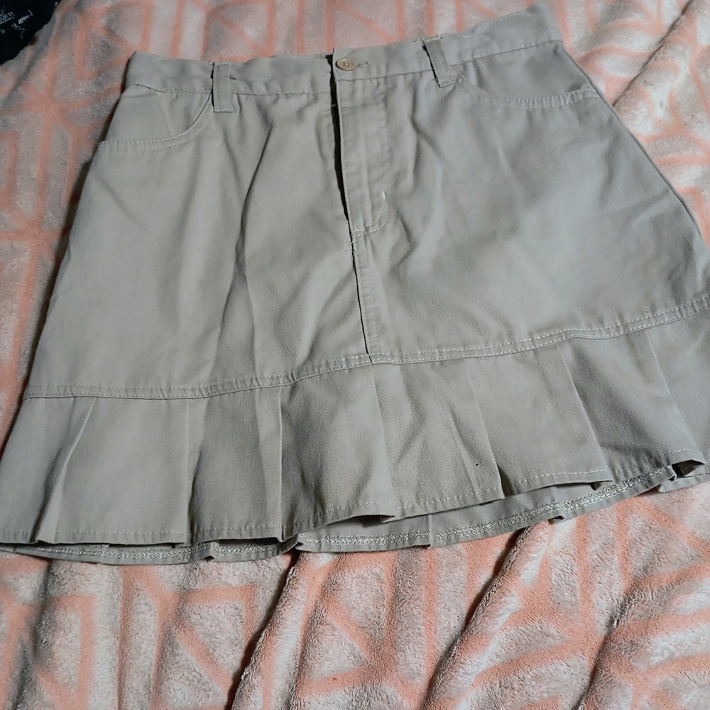Eddie Bauer Beige Skort